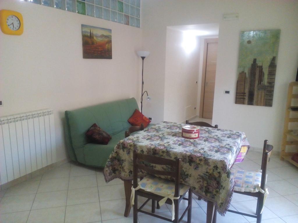רג'יו די קאלאבריה Appartamento Vallone Petrara חדר תמונה